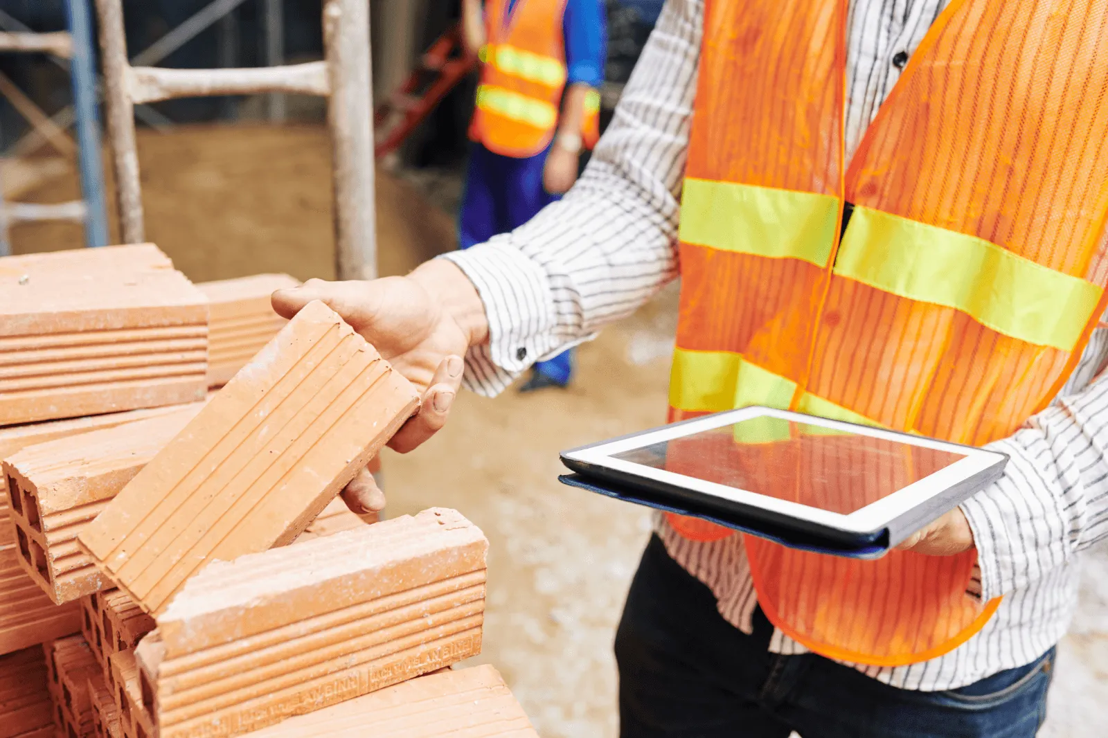 How to Organize Material Flow on a Construction Site? From Requisitions to Cost Control