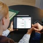 Cyfrowy przełom w budownictwie. Dlaczego coraz więcej firm wybiera Contractors.es?